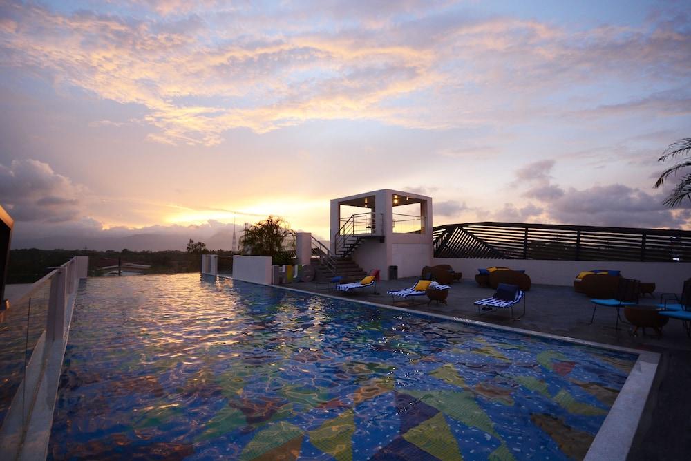 Hue Hotels And Resorts Puerto Princesa Managed By Hii Bagian luar foto